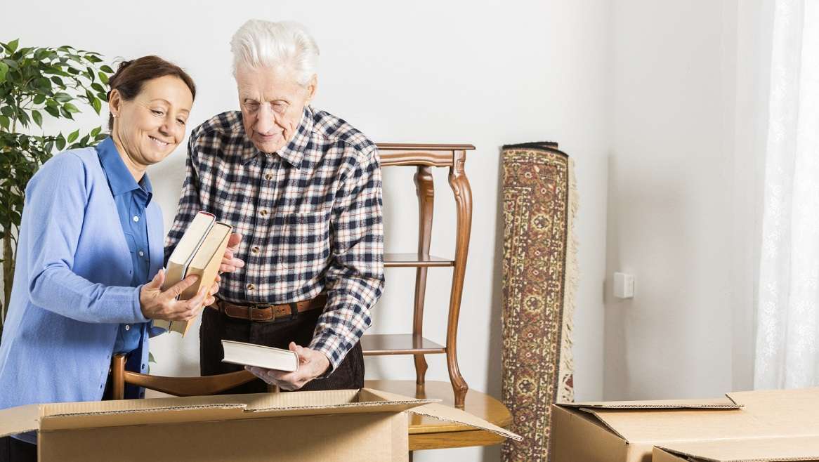 Assisted Living Checklist: Helping You Prepare for the Move