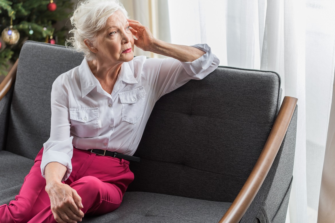Caregiver Tips to Ease Holiday Loneliness in Seniors